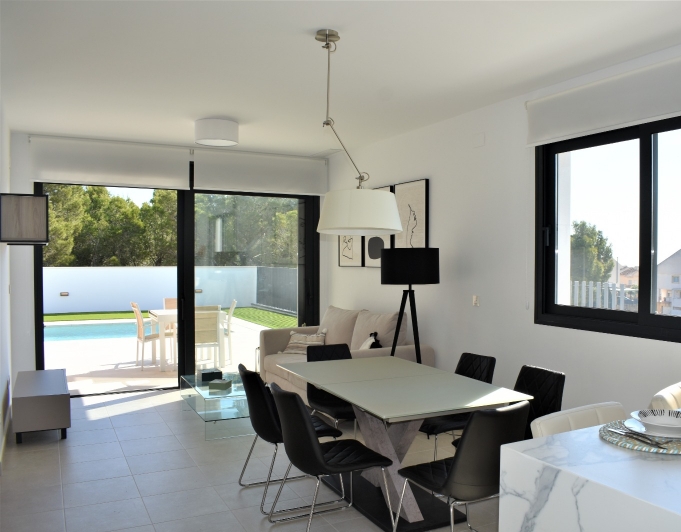 VILLAS  DE NUEVA  CONSTRUCION EN VENTA EN LA NUCIA