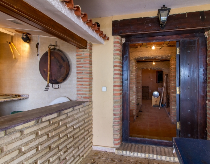 GRAN VILLA EN VENTA EN LA NUCIA