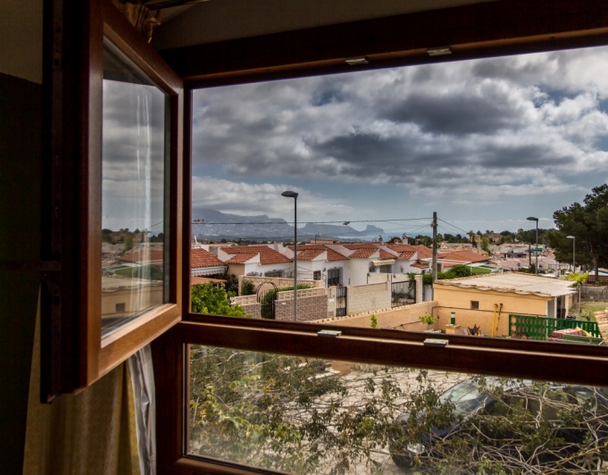 GRAN VILLA EN VENTA EN LA NUCIA