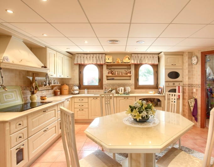 LUXE VILLA TE KOOP IN ALFAZ DEL PI