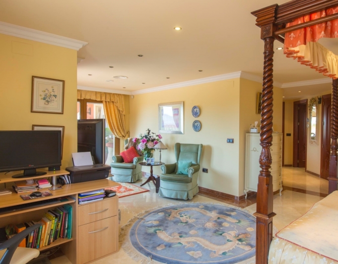 LUXE VILLA TE KOOP IN ALFAZ DEL PI