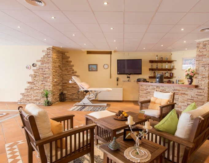 LUXE VILLA TE KOOP IN ALFAZ DEL PI