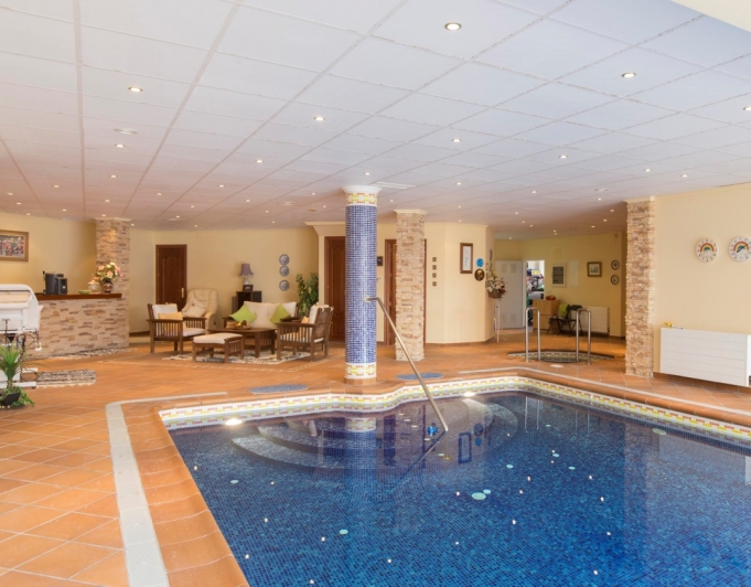 LUXE VILLA TE KOOP IN ALFAZ DEL PI