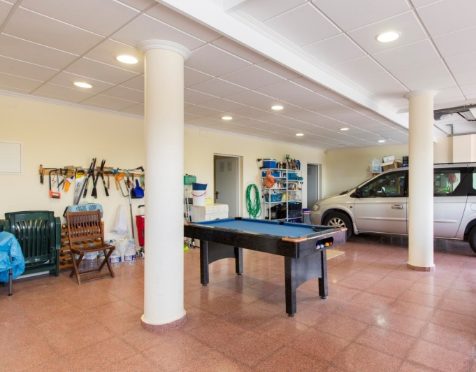 LUXE VILLA TE KOOP IN ALFAZ DEL PI