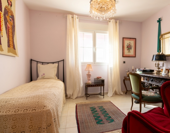 VILLA CON VISTAS PERFECTAS EN VENTA EN LA NUCIA