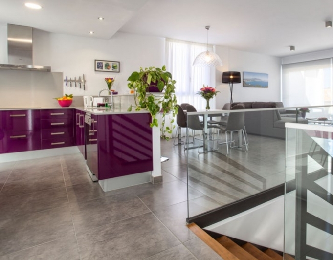 LARGE SEMI-DETACHED VILLA FOR SALE IN ALBIR