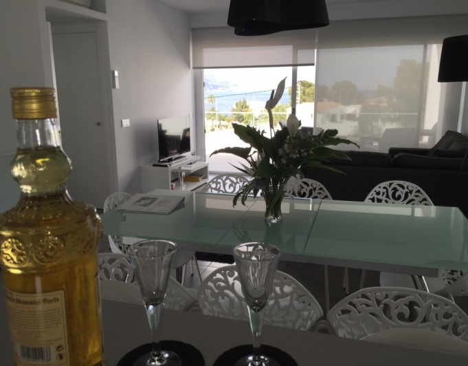 LARGE SEMI-DETACHED VILLA FOR SALE IN ALBIR