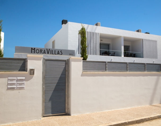 LARGE SEMI-DETACHED VILLA FOR SALE IN ALBIR