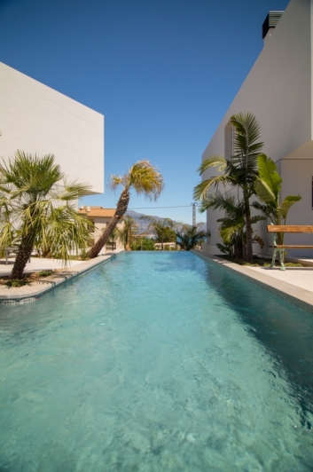 LARGE SEMI-DETACHED VILLA FOR SALE IN ALBIR