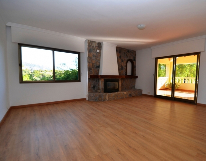 Hermosa Villa Rustica  en venta en Alfaz del pi