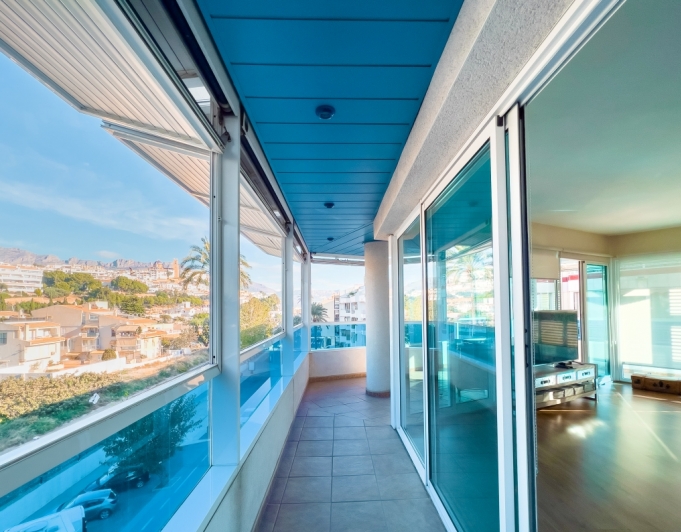 AMPLIO APARTAMENTO EN VENTA EN ALTEA PLAYA