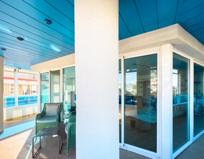AMPLIO APARTAMENTO EN VENTA EN ALTEA PLAYA