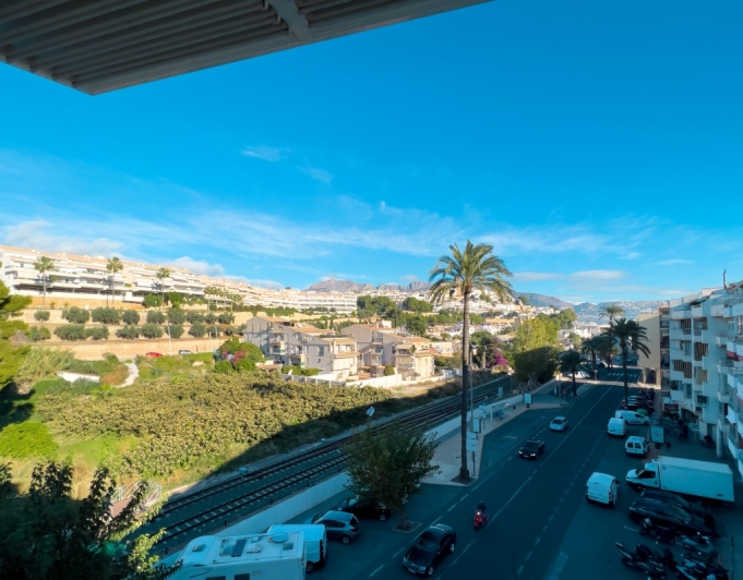 AMPLIO APARTAMENTO EN VENTA EN ALTEA PLAYA