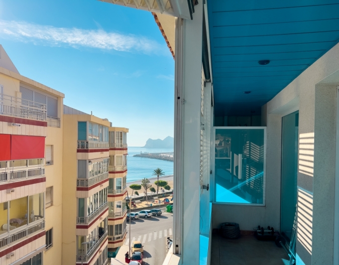 AMPLIO APARTAMENTO EN VENTA EN ALTEA PLAYA