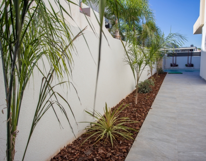 VILLA MUY SOLEADA EN VENTA EN LOS MONTESINOS