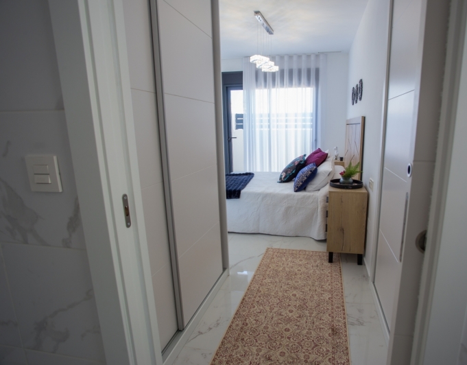 VILLA MUY SOLEADA EN VENTA EN LOS MONTESINOS
