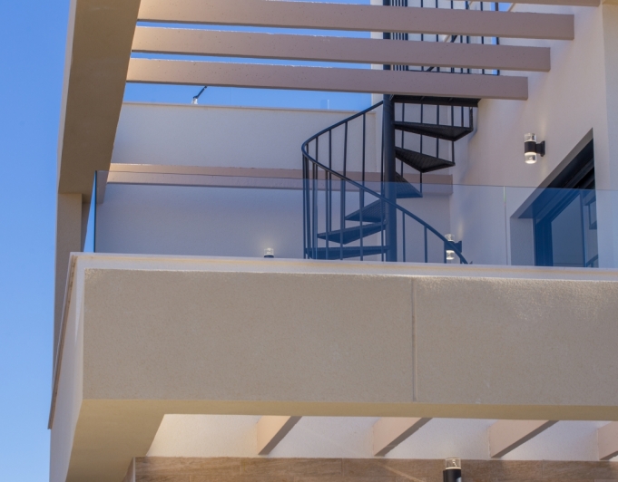 VILLA MUY SOLEADA EN VENTA EN LOS MONTESINOS