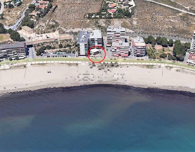 GROSSE VILLA ZUM VERKAUF DIREKT AM MEER IN CAMPELLO