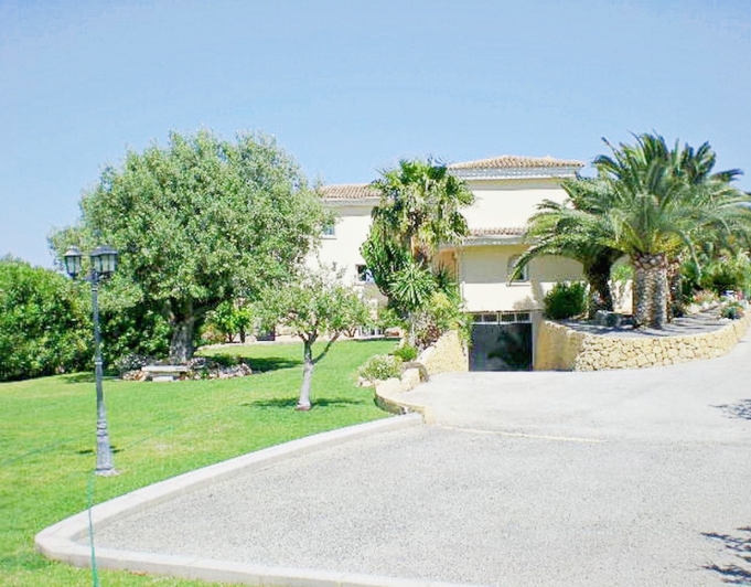 Spacieuse villa à vendre à Alfaz del pi