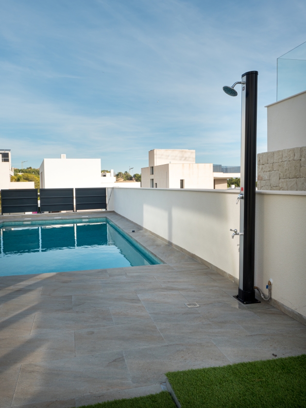 NUEVO RESIDENCIAL DE VILLAS MODERNAS EN VENTA EN FINESTRAT