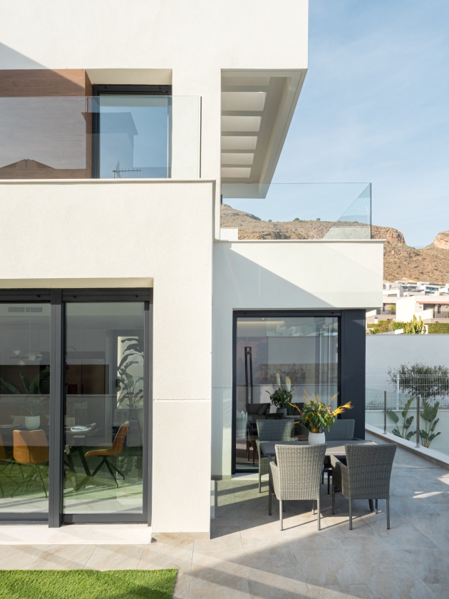NUEVO RESIDENCIAL DE VILLAS MODERNAS EN VENTA EN FINESTRAT