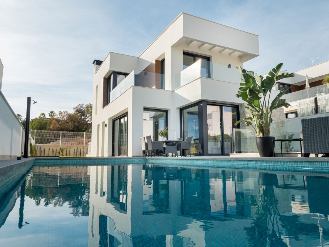 NUEVO RESIDENCIAL DE VILLAS MODERNAS EN VENTA EN FINESTRAT