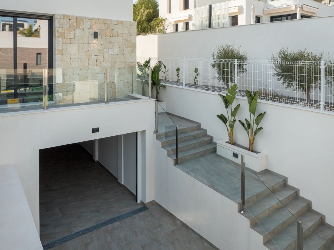 NUEVO RESIDENCIAL DE VILLAS MODERNAS EN VENTA EN FINESTRAT