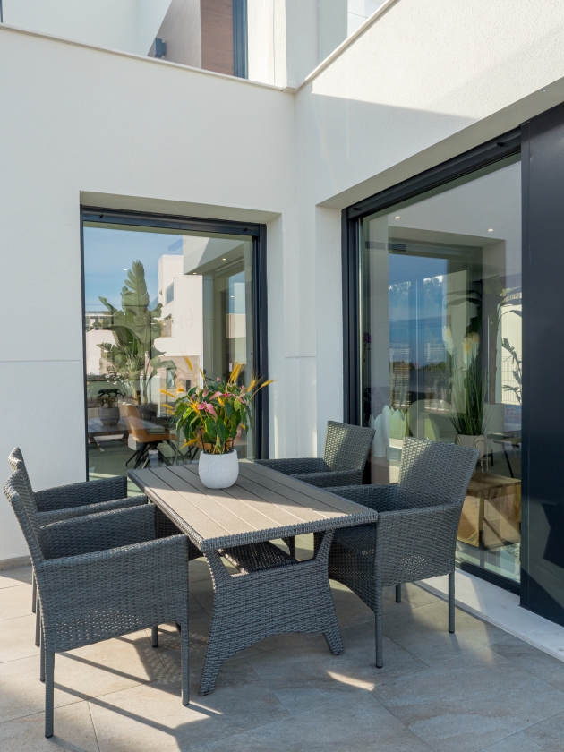 NUEVO RESIDENCIAL DE VILLAS MODERNAS EN VENTA EN FINESTRAT