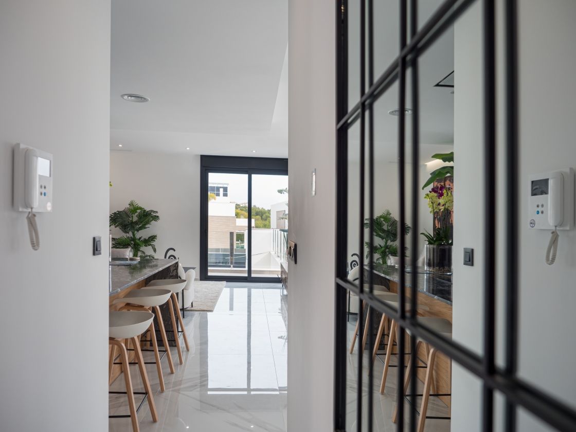 NUEVO RESIDENCIAL DE VILLAS MODERNAS EN VENTA EN FINESTRAT