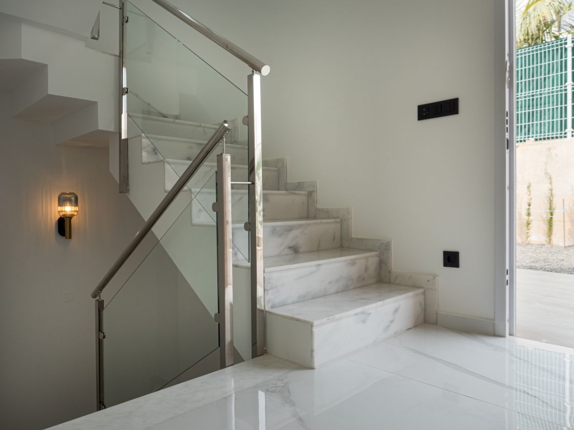 NUEVO RESIDENCIAL DE VILLAS MODERNAS EN VENTA EN FINESTRAT