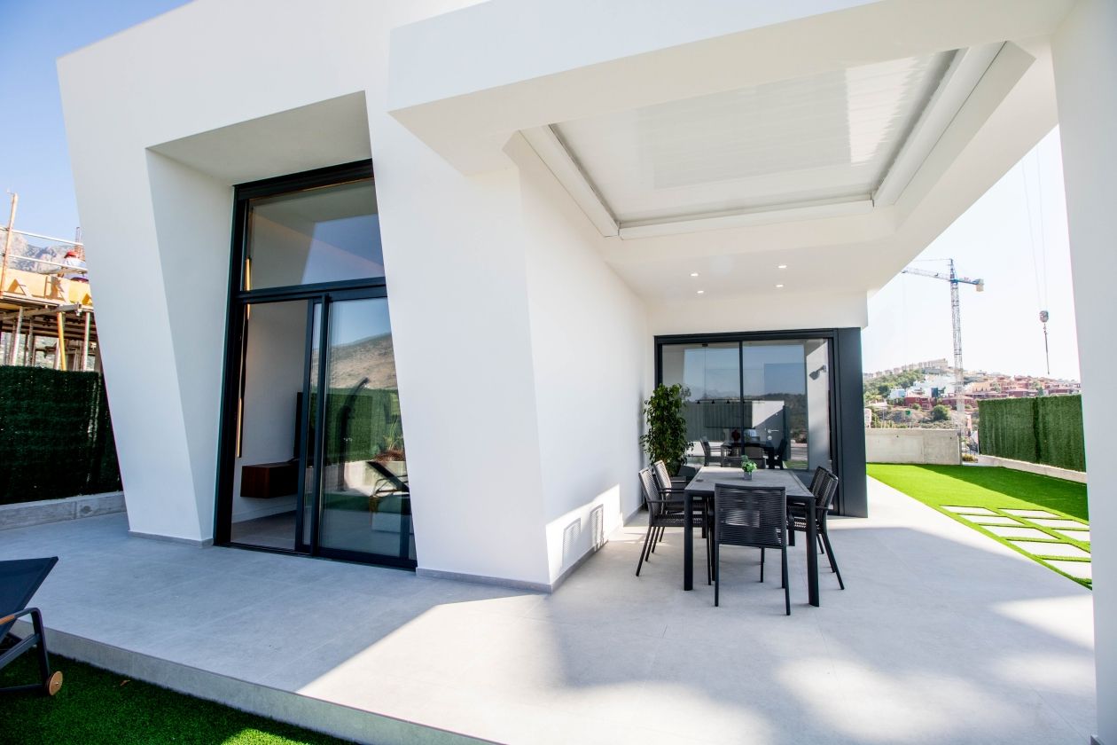 ESPECTACULAR PROYECTO DE VILLAS MODERNAS EN VENTA EN FINESTRAT