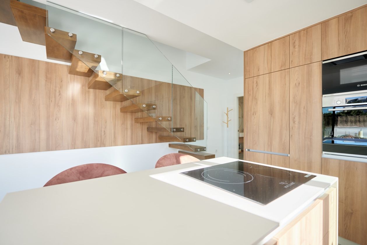 EN VENTA 21 VILLAS UNIFAMILIARES CON JARDÍN Y PISCINA EN ALICANTE