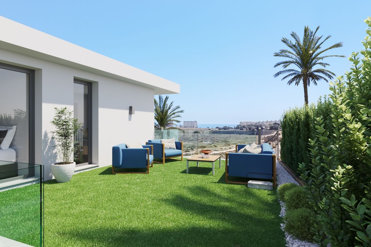 FOR SALE NEW DETACHED VILLAS WITH GARDEN AND POOL IN ALICANTE