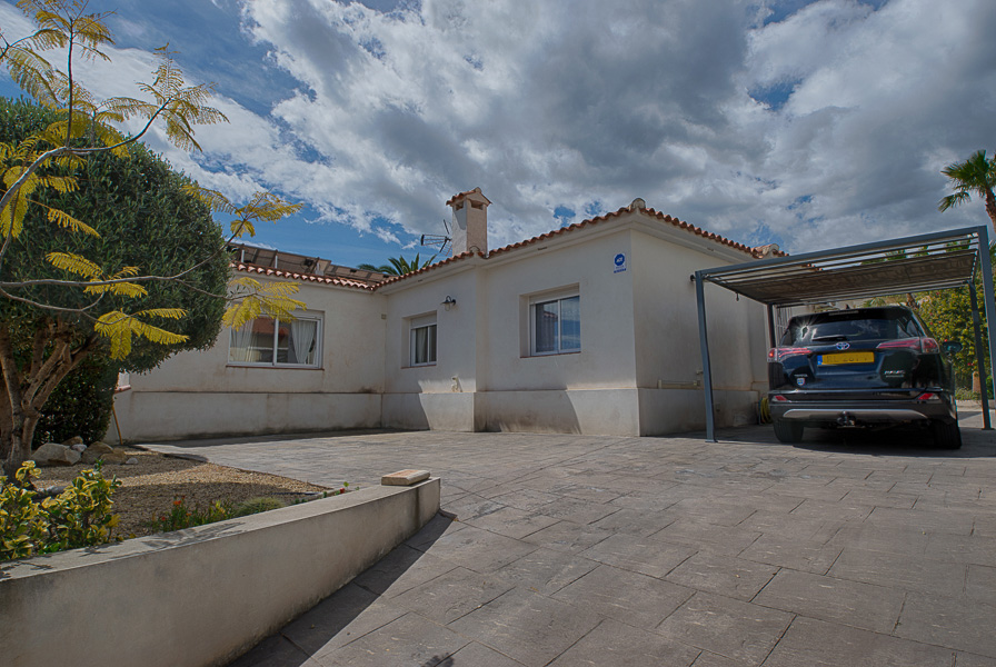 Comfortable Villa for sale in La Nucia La Nucía.