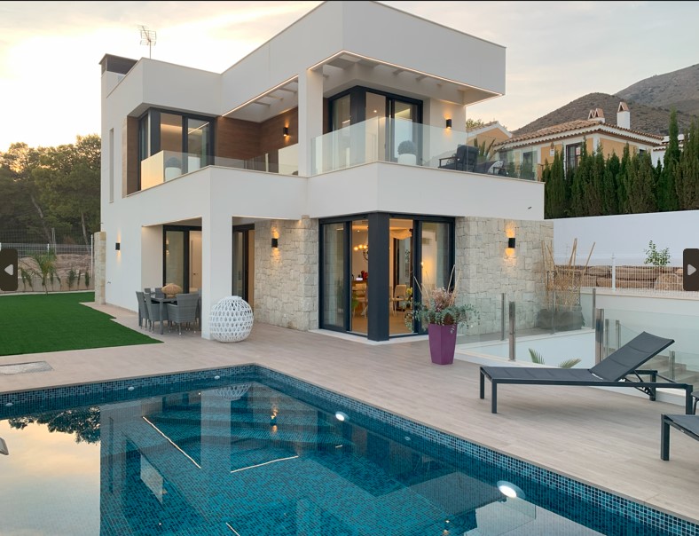 VILLAS MODERNAS EN VENTA EN  FINESTRAT (sierra cortina)