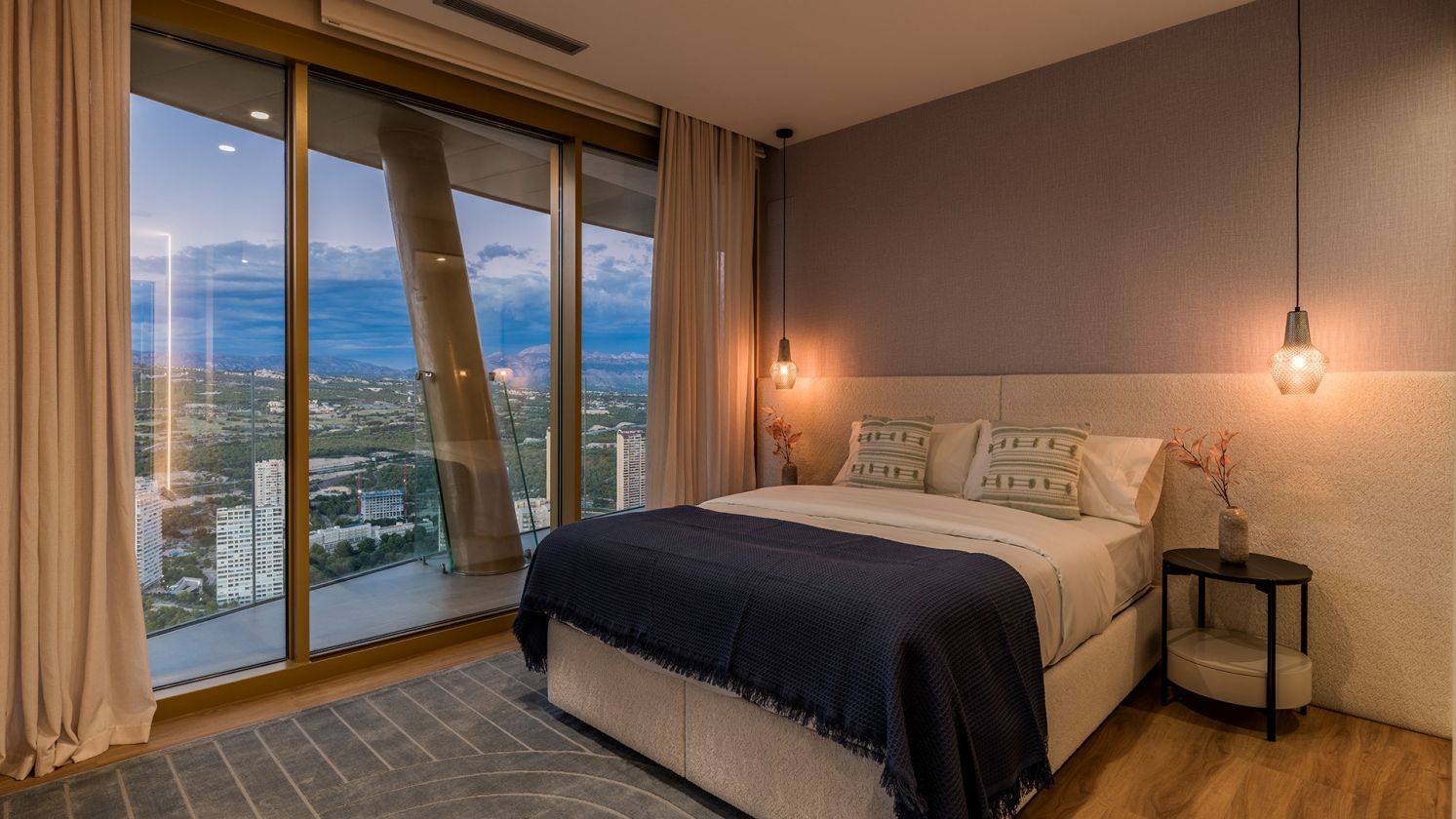 APARTAMENTOS DE LUJO  EN VENTA EN BENIDORM
