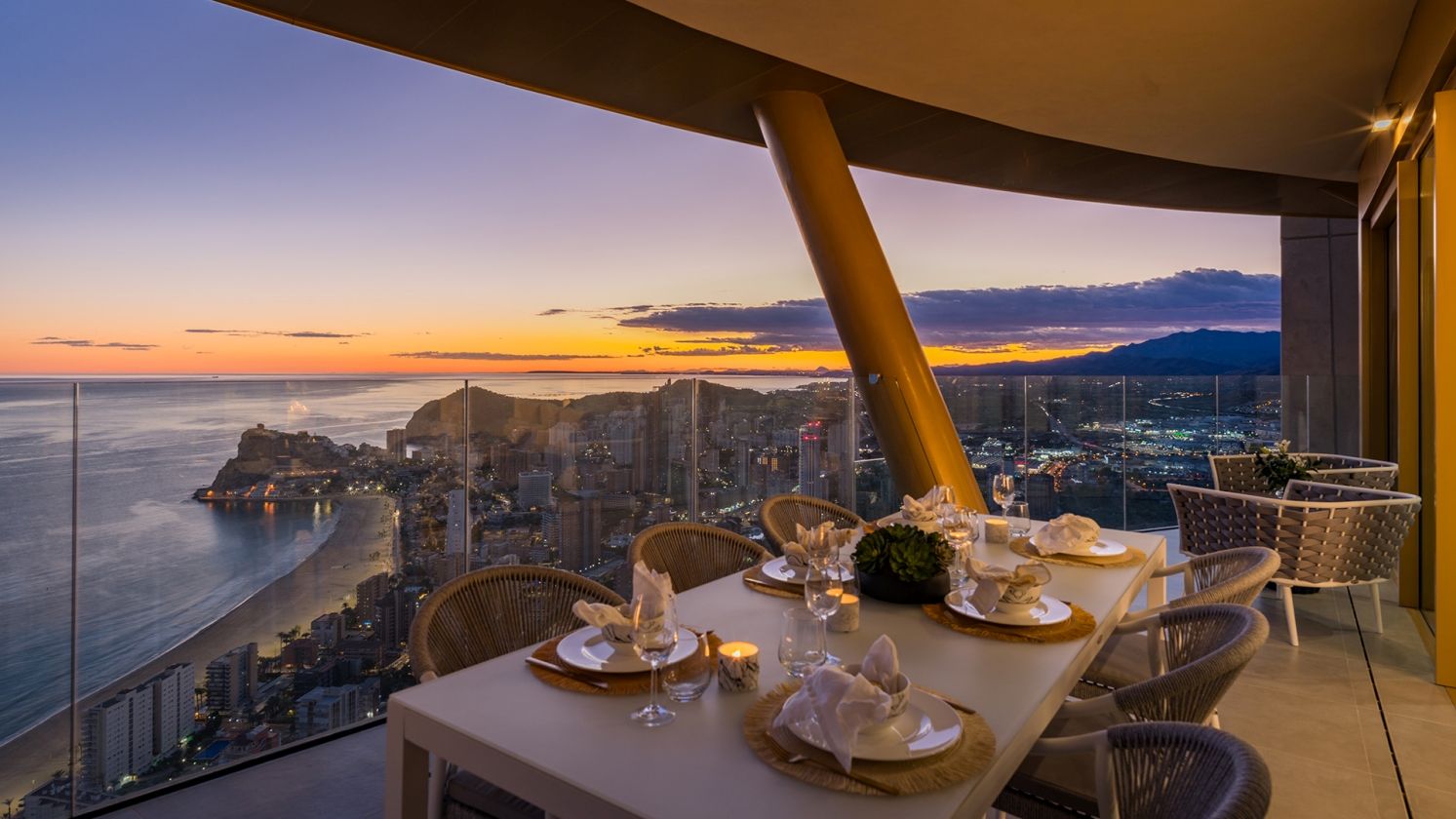 APARTAMENTOS DE LUJO  EN VENTA EN BENIDORM