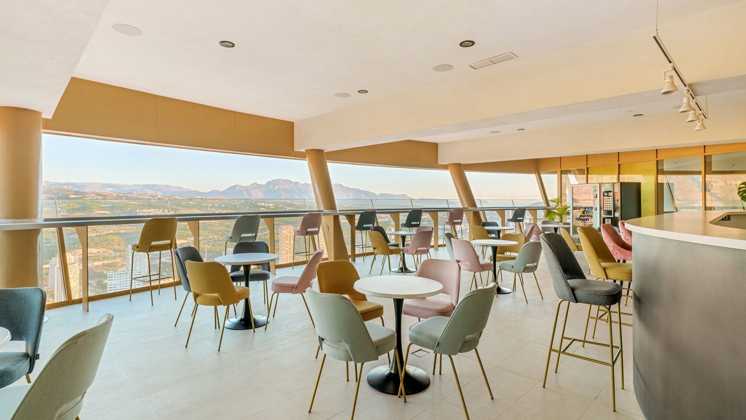 APARTAMENTOS DE LUJO  EN VENTA EN BENIDORM