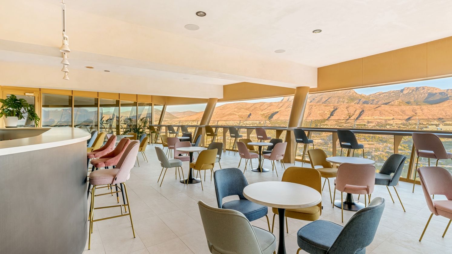 APARTAMENTOS DE LUJO  EN VENTA EN BENIDORM