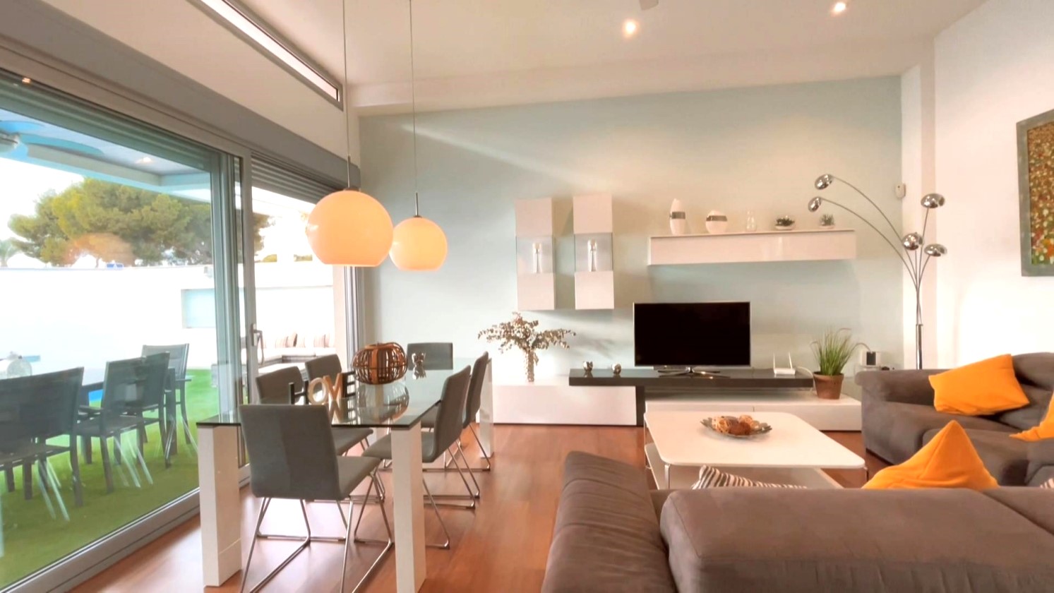 GRAN VILLA EN VENTA EN ALICANTE