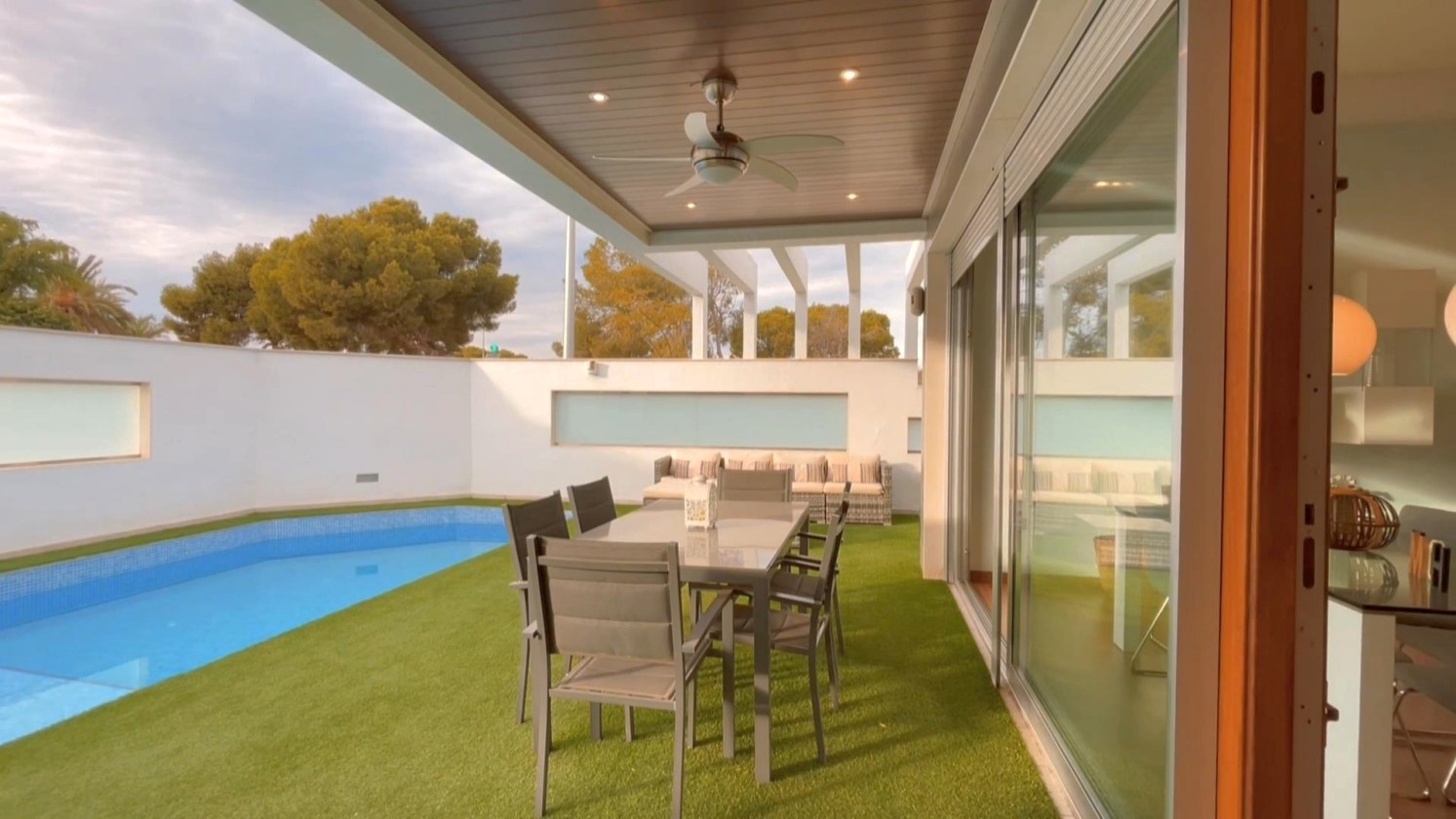 GRAN VILLA EN VENTA EN ALICANTE