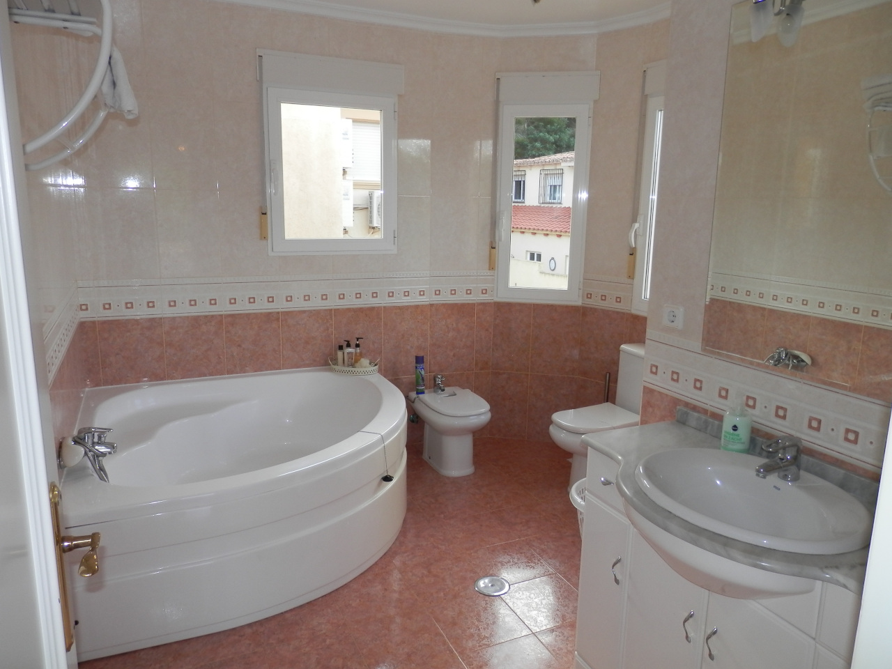 VILLA EN VENTA EN EL ALBIR