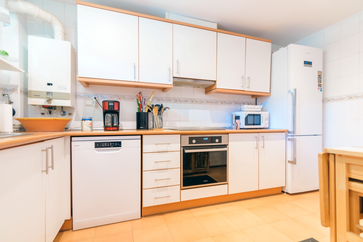 APARTAMENTO DE 3 DORMITORIOS EN VENTA EN  ALFAZ DEL PI