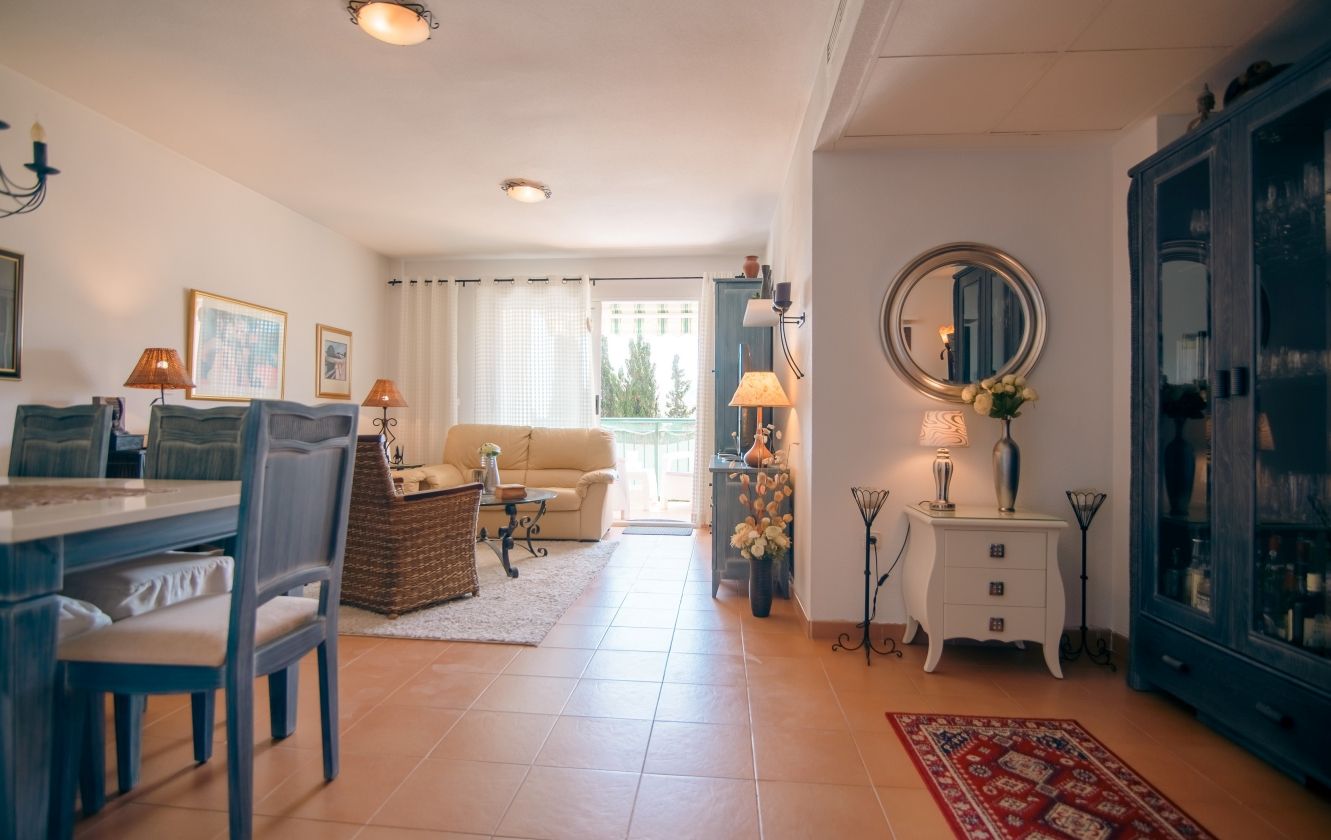 APARTAMENTO DE 3 DORMITORIOS EN VENTA EN  ALFAZ DEL PI