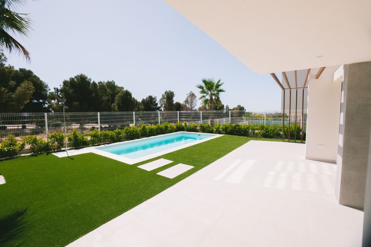 VILLAS  MODERNAS independientes en venta  en Finestrat-Benidorm.