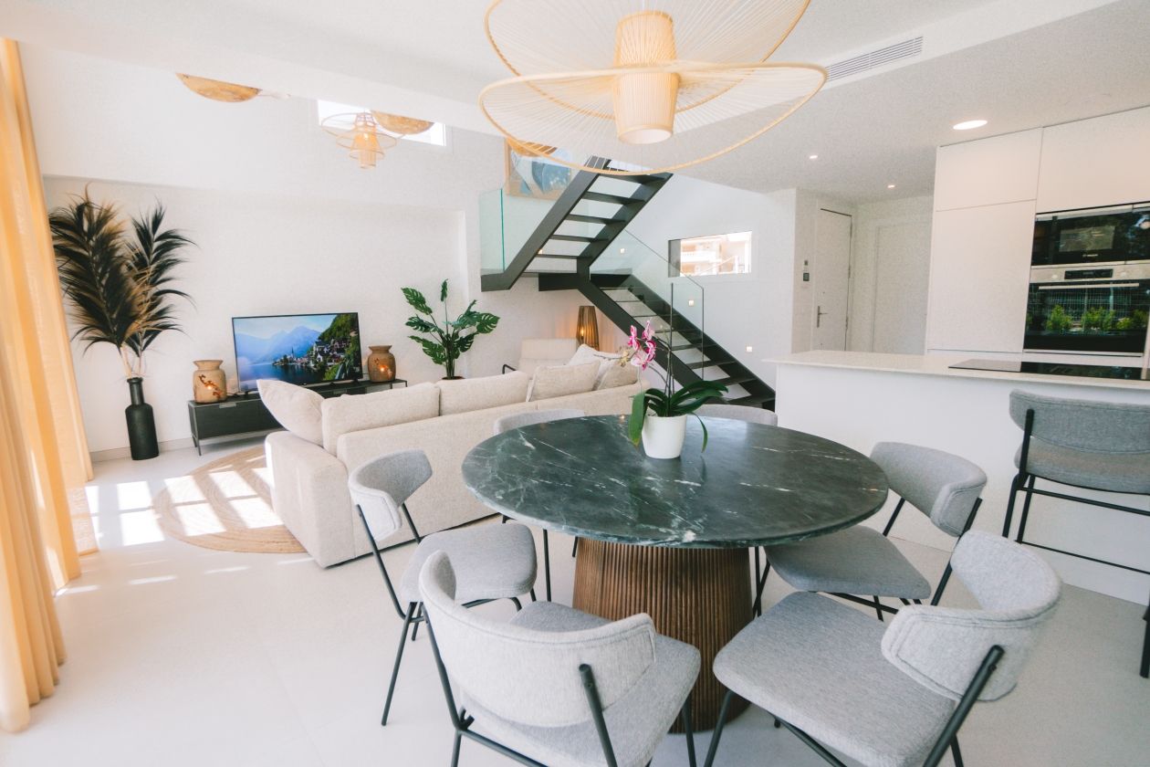 VILLAS  MODERNAS independientes en venta  en Finestrat-Benidorm.