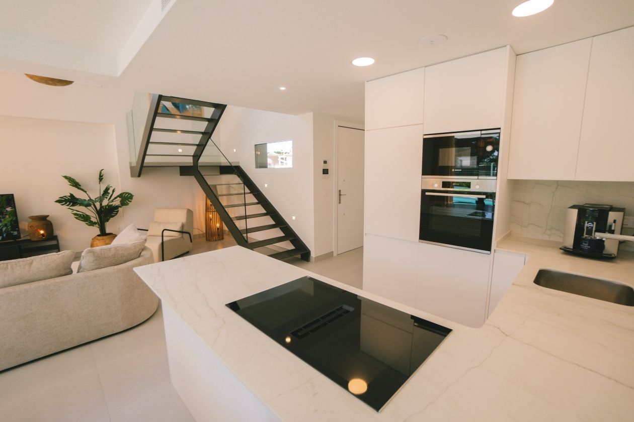 VILLAS  MODERNAS independientes en venta  en Finestrat-Benidorm.