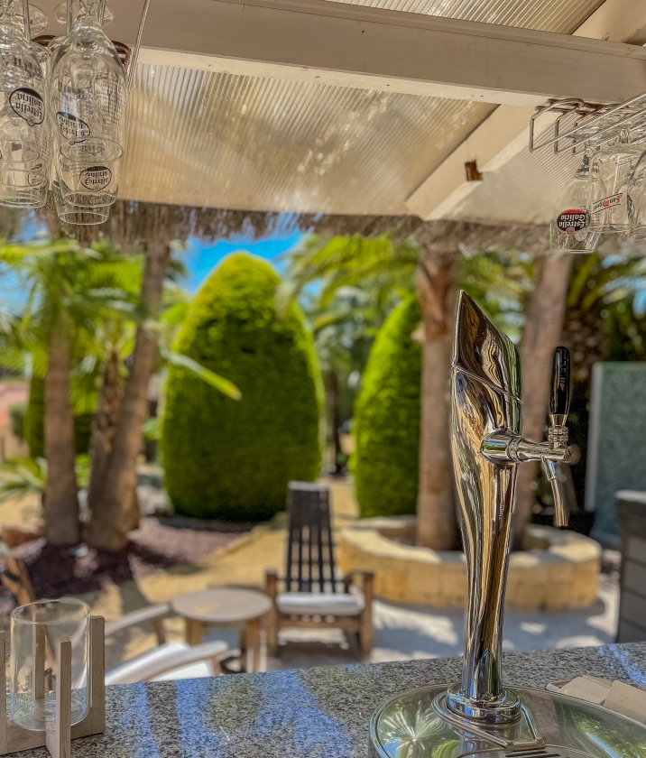 AMPLIA VILLA CON APARTAMENTO DE INVITADOS  EN VENTA EN LA NUCIA