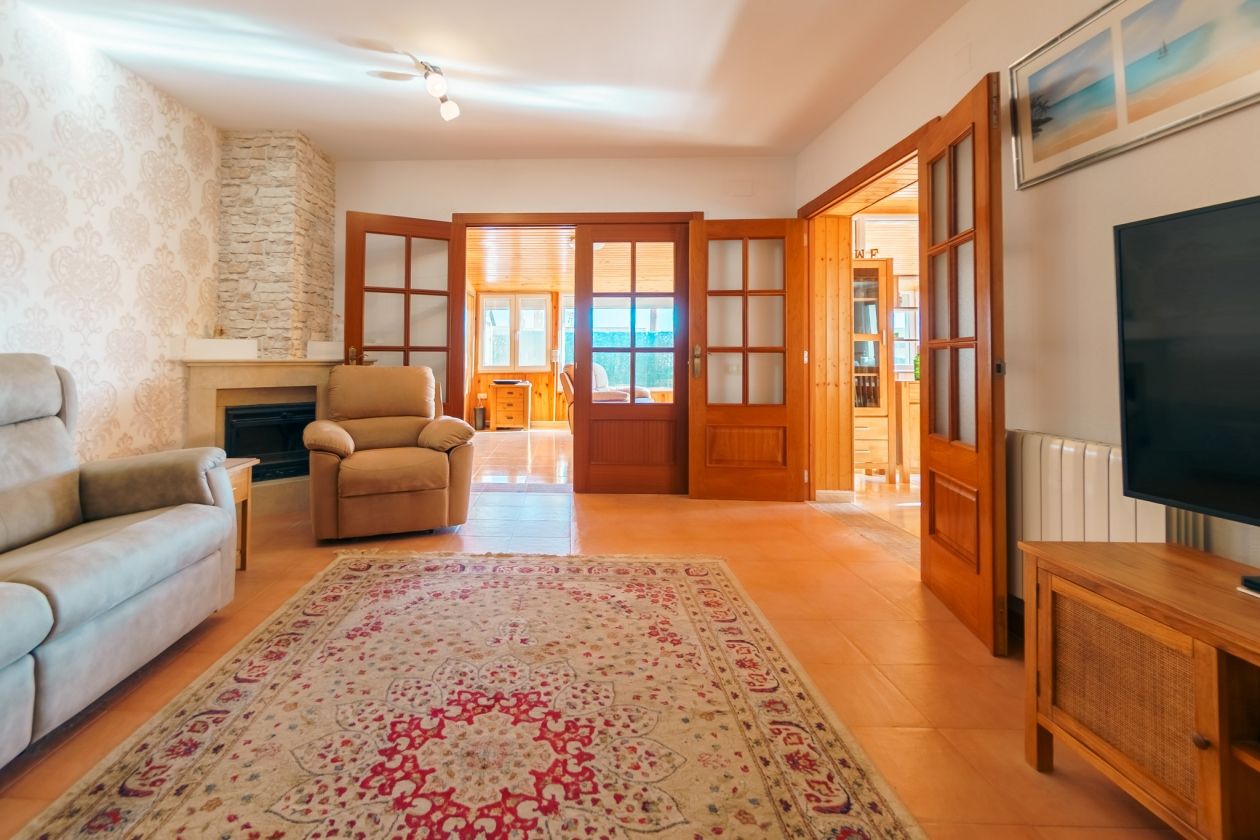 MARAVILLOSA VILLA ADOSADA EN VENTA EN POLOP