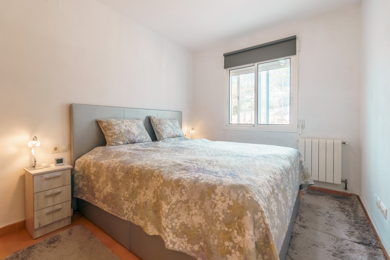 MARAVILLOSA VILLA ADOSADA EN VENTA EN POLOP